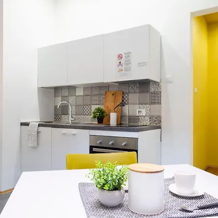 Elegante Vicino Stazione - Gold Trieste