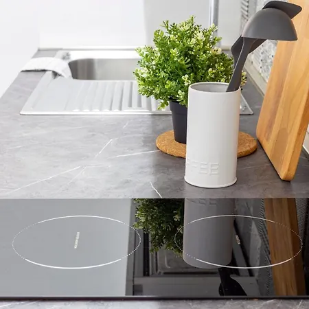 Apartment Elegante Vicino Stazione - Gold Trieste